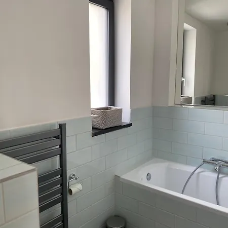 Napsugar Vendeghaz Tatil Evi Zánka
